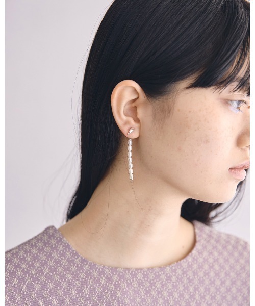 TODAYFUL（トゥデイフル）の「アシンメトリーパールピアス（ピアス（両