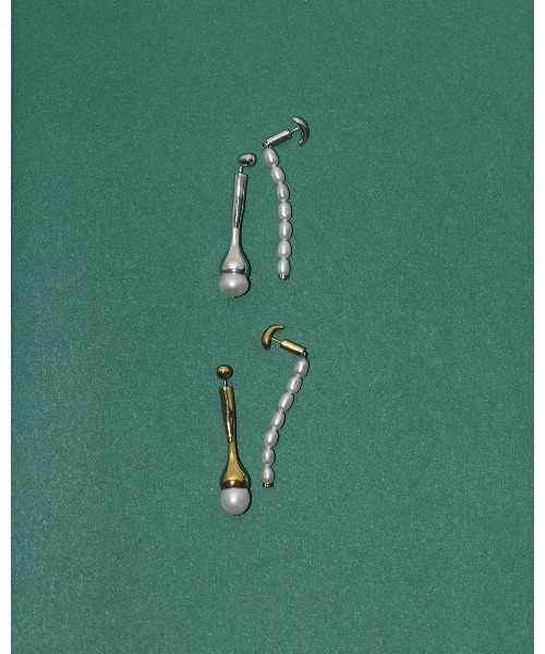 TODAYFUL(トゥデイフル)の「アシンメトリーパールピアス(ピアス(両耳用)・レディース・シルバー/ゴールド・FREE)」の12枚目の写真