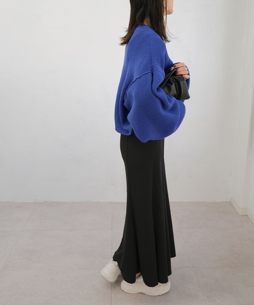 ＡＮＤＪ（アンドジェイ）の「ボリューム袖ショートニットカーディガン（カーディガン/ボレロ・レディース・グリーン/ブルー/イエロー/オフホワイト・M）」の17枚目の写真