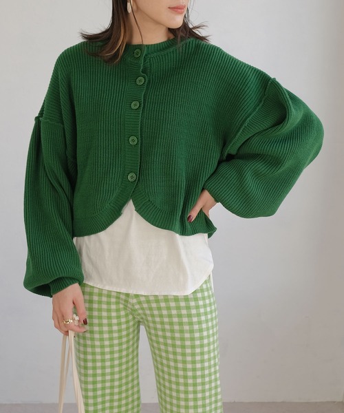 ＡＮＤＪ（アンドジェイ）の「ボリューム袖ショートニットカーディガン（カーディガン/ボレロ・レディース・グリーン/ブルー/イエロー/オフホワイト・M）」の10枚目の写真