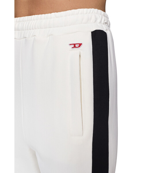 DIESEL(ディーゼル)の「レディース スウェットトラックパンツ サイドライン レギュラーフィット(その他パンツ・レディース・ホワイト/ブラック系その他・MEDIUM/LARGE/SMALL/X-SMALL)」の8枚目の写真