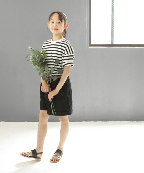 SOROTTO(ソロット)の「【ママとお揃い】3連ストラップのフラットサンダル(サンダル・キッズ・ホワイト/ブラウン/ブラック・17.0cm/22.0cm/19.0cm/20.0cm/18.0cm/21.0cm/16.0cm)」の14枚目の写真