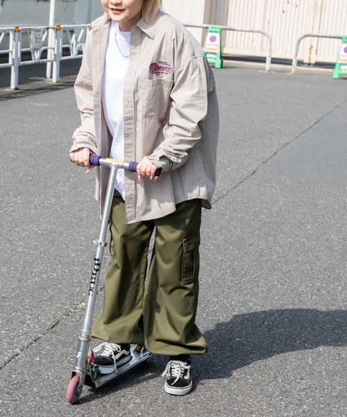 WEGO（ウィゴー）の「WEGO/FACTORYロゴミニチェックシャツ（シャツ/ブラウス・メンズ・ホワイト系その他2/ベージュ系その他2/ブルー系その他2・MEDIUM/LARGE）」の19枚目の写真