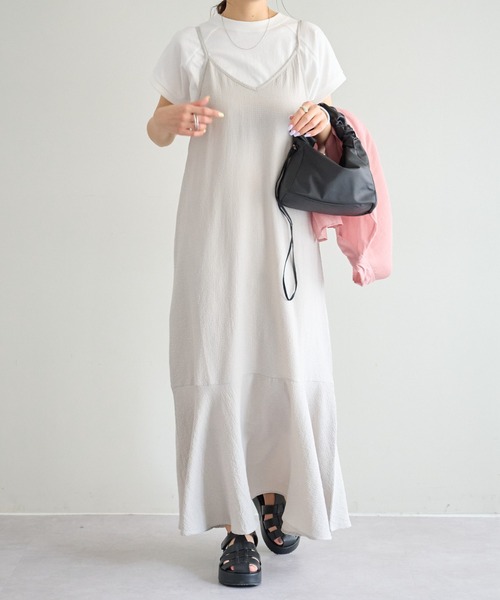 DISCOAT（ディスコート）の「【WEB限定】くしゅくしゅキャミワンピース（ワンピース・レディース・グリーン系その他/アイボリー/ブラック/ライトグレー・FREE）」の18枚目の写真