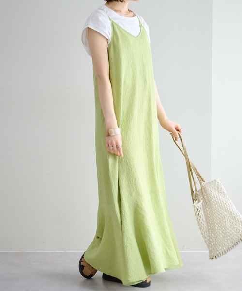 DISCOAT（ディスコート）の「【WEB限定】くしゅくしゅキャミワンピース（ワンピース・レディース・グリーン系その他/アイボリー/ブラック/ライトグレー・FREE）」の8枚目の写真