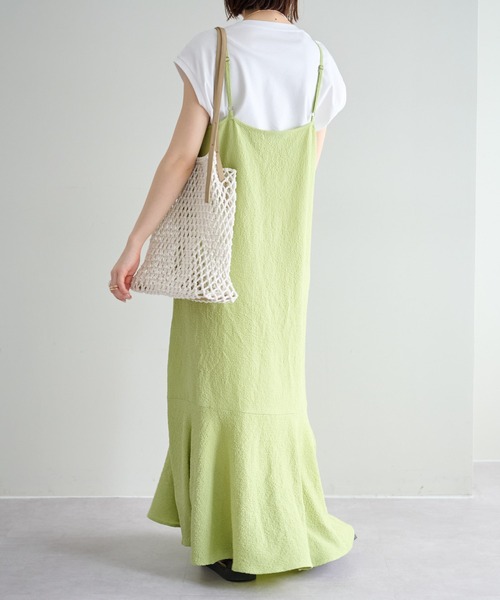 DISCOAT（ディスコート）の「【WEB限定】くしゅくしゅキャミワンピース（ワンピース・レディース・グリーン系その他/アイボリー/ブラック/ライトグレー・FREE）」の11枚目の写真