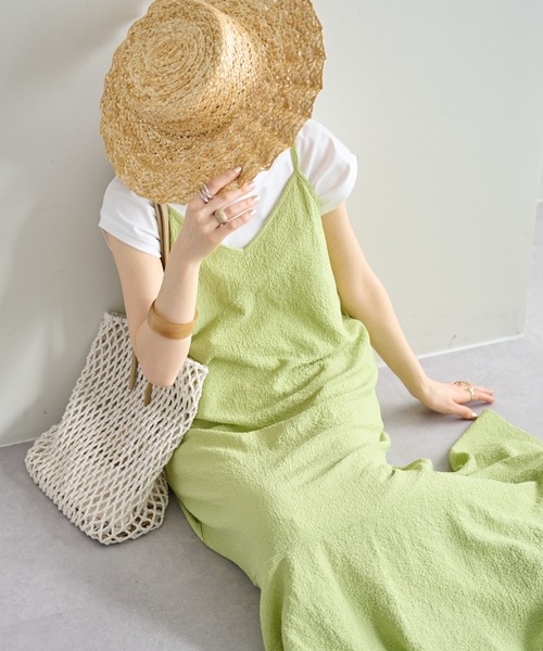 DISCOAT（ディスコート）の「【WEB限定】くしゅくしゅキャミワンピース（ワンピース・レディース・グリーン系その他/アイボリー/ブラック/ライトグレー・FREE）」の17枚目の写真