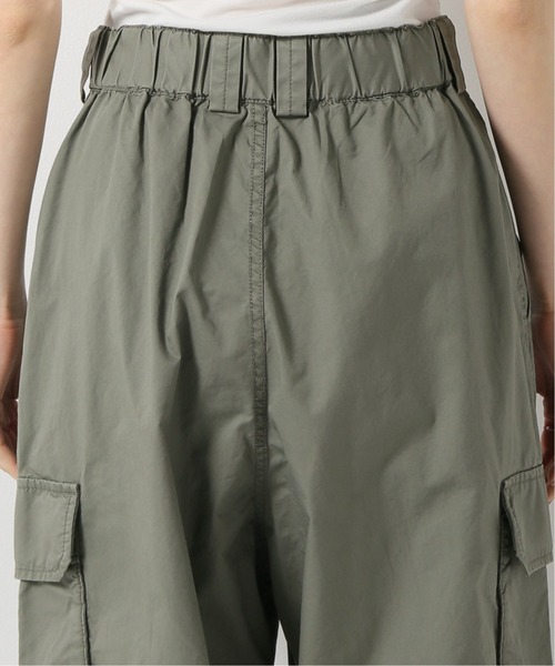 IENA（イエナ）の「コットンツイルカーゴパンツ（その他パンツ・レディース・ベージュ/カーキ・38/36）」の11枚目の写真