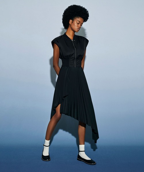 CHARLES & KEITH（チャールズ & キース）の「アンクルストラップ バレリーナ（バレエシューズ・レディース・ブラック系その他2/オフホワイト/ブラック・25.5cm/24.5cm/23cm/23.5cm/22.5cm/25cm）」の22枚目の写真