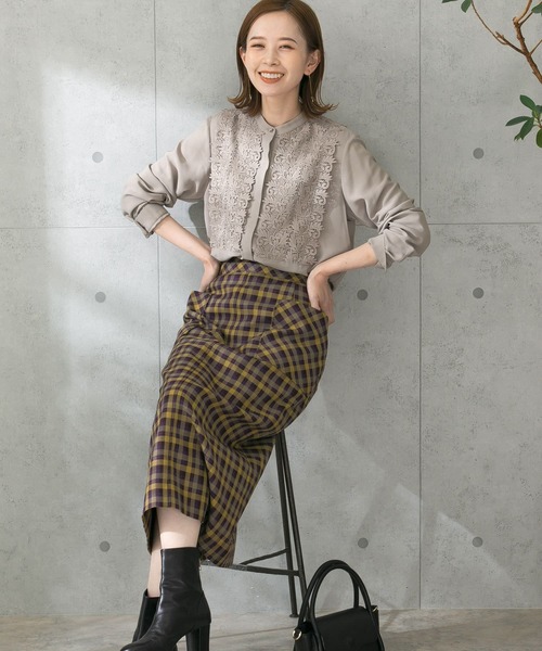 URBAN RESEARCH ROSSO(アーバンリサーチロッソ)の「ウォッシャブルレースブラウス(シャツ/ブラウス・レディース・ネイビー/オフホワイト/モカ・FREE)」の14枚目の写真