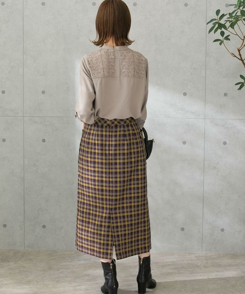 URBAN RESEARCH ROSSO(アーバンリサーチロッソ)の「ウォッシャブルレースブラウス(シャツ/ブラウス・レディース・ネイビー/オフホワイト/モカ・FREE)」の17枚目の写真