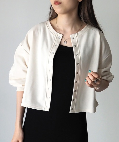 Riberry（リベリー）の「前後2WAY スナップボタンカーディガン（カーディガン/ボレロ・レディース・アイボリー/グリーン/ベージュ/ブラック/オートミール/ネイビー/チャコールグレー・FREE）」の12枚目の写真