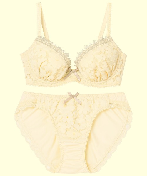 AMPHI（アンフィ）の「【まる胸メイク】ラッセルレース×ケミカルレース（ブラ&ショーツ・レディース・ブラック/グレー/イエロー/モスグリーン/バイオレット/スモークピンク/グレイッシュブルー/クリーム/テラコッタ・B65/B70/C70/D70/B75/C65/C75/D65/D75/E65/E70/E75）」の4枚目の写真