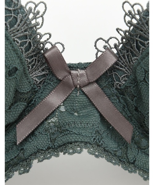 AMPHI（アンフィ）の「【まる胸メイク】ラッセルレース×ケミカルレース（ブラ&ショーツ・レディース・ブラック/グレー/イエロー/モスグリーン/バイオレット/スモークピンク/グレイッシュブルー/クリーム/テラコッタ・B65/B70/C70/D70/B75/C65/C75/D65/D75/E65/E70/E75）」の11枚目の写真
