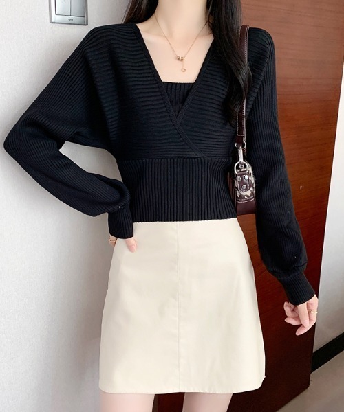 Loueme(ルエム)の「レイヤード風パフスリーブニット(ニット/セーター・レディース・ホワイト/ブラック/ブラウン/レッド・FREE)」の7枚目の写真