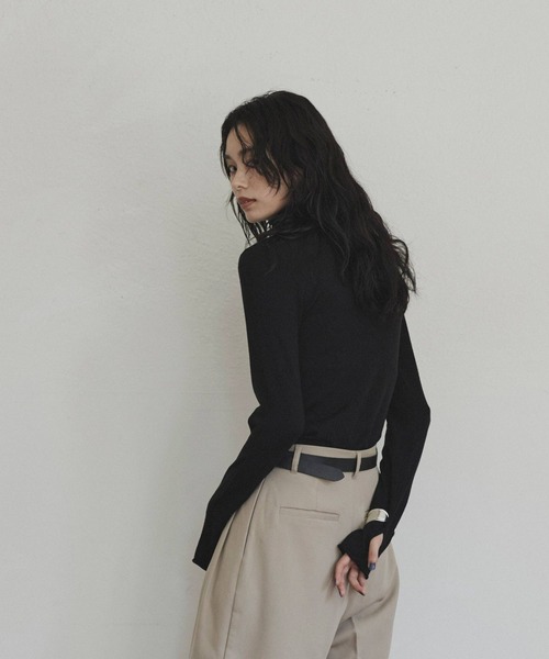 hellam（へラム）の「アームウォーマー袖ハイネックニット（ニット/セーター・レディース・ブラック/パープル/オレンジ/グリーン/アイボリー/その他/杢グレー/レッド/チャコール・FREE）」の13枚目の写真