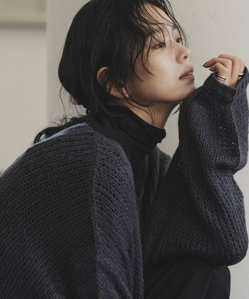 hellam（へラム）の「アームウォーマー袖ハイネックニット（ニット/セーター・レディース・ブラック/パープル/オレンジ/グリーン/アイボリー/その他/杢グレー/レッド/チャコール・FREE）」の14枚目の写真