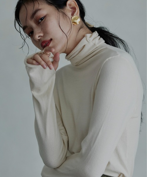 hellam（へラム）の「アームウォーマー袖ハイネックニット（ニット/セーター・レディース・ブラック/パープル/オレンジ/グリーン/アイボリー/その他/杢グレー/レッド/チャコール・FREE）」の18枚目の写真