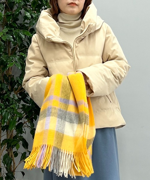 un dix cors(アンディコール)の「なめらかな肌触り ウールチェックストール(ストール/ショール・レディース・アイボリー/イエロー・FREE)」の16枚目の写真