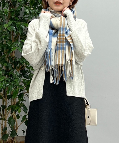 un dix cors(アンディコール)の「なめらかな肌触り ウールチェックストール(ストール/ショール・レディース・アイボリー/イエロー・FREE)」の7枚目の写真