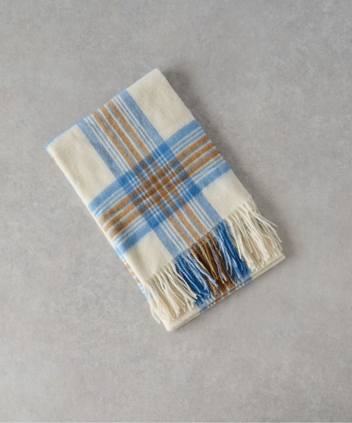 un dix cors(アンディコール)の「なめらかな肌触り ウールチェックストール(ストール/ショール・レディース・アイボリー/イエロー・FREE)」の11枚目の写真