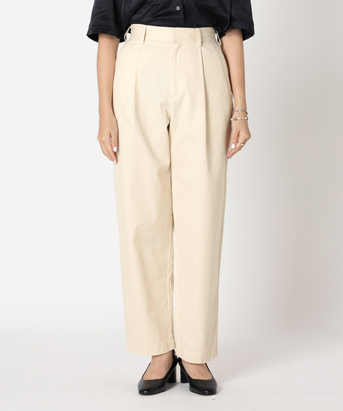 B.C STOCK（ベーセーストック）の「チノタックトラウザー（チノパンツ・レディース・アイボリー/ベージュ/カーキ/ネイビー・SMALL/MEDIUM）」の22枚目の写真