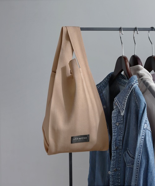 ANEMONE（アネモネ）の「シンプルニットトートバッグ[S]（トートバッグ・レディース・パープル/オレンジ/ターコイズブルー/アイボリー/ダークグレー/イエロー/ピンク/グリーン/ライトピンク/ライトグレー/A/ブルー/ラベンダー/ミント/ライトイエロー/ブラウン/ブラック/ダークパープル/ワイン/E/B/ベージュ/C/D/ネイビー/クリアブルー/H/I/J/F/G/ナチュラル/エメラルド/レッド・FREE）」の8枚目の写真