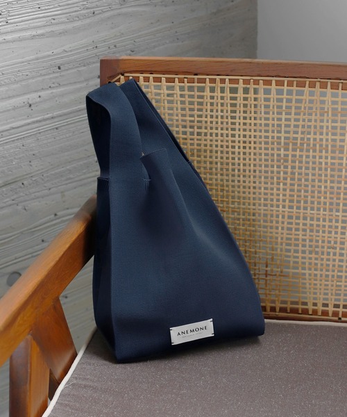 ANEMONE（アネモネ）の「シンプルニットトートバッグ[S]（トートバッグ・レディース・パープル/オレンジ/ターコイズブルー/アイボリー/ダークグレー/イエロー/ピンク/グリーン/ライトピンク/ライトグレー/A/ブルー/ラベンダー/ミント/ライトイエロー/ブラウン/ブラック/ダークパープル/ワイン/E/B/ベージュ/C/D/ネイビー/クリアブルー/H/I/J/F/G/ナチュラル/エメラルド/レッド・FREE）」の12枚目の写真