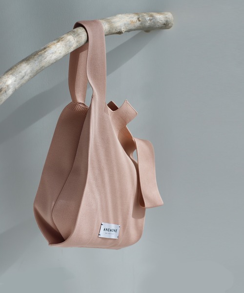 ANEMONE（アネモネ）の「シンプルニットトートバッグ[S]（トートバッグ・レディース・パープル/オレンジ/ターコイズブルー/アイボリー/ダークグレー/イエロー/ピンク/グリーン/ライトピンク/ライトグレー/A/ブルー/ラベンダー/ミント/ライトイエロー/ブラウン/ブラック/ダークパープル/ワイン/E/B/ベージュ/C/D/ネイビー/クリアブルー/H/I/J/F/G/ナチュラル/エメラルド/レッド・FREE）」の21枚目の写真