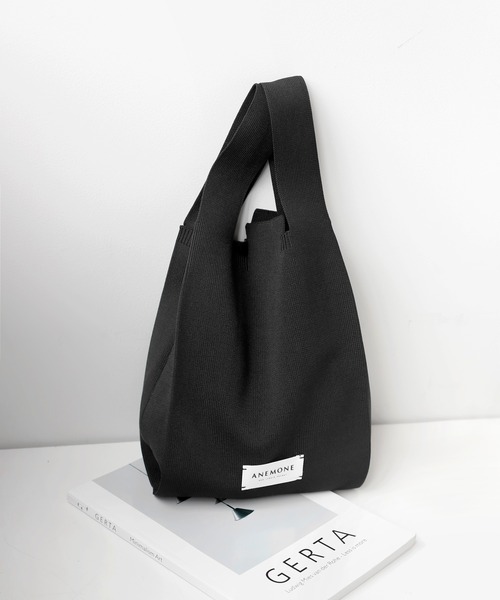 ANEMONE（アネモネ）の「シンプルニットトートバッグ[S]（トートバッグ・レディース・パープル/オレンジ/ターコイズブルー/アイボリー/ダークグレー/イエロー/ピンク/グリーン/ライトピンク/ライトグレー/A/ブルー/ラベンダー/ミント/ライトイエロー/ブラウン/ブラック/ダークパープル/ワイン/E/B/ベージュ/C/D/ネイビー/クリアブルー/H/I/J/F/G/ナチュラル/エメラルド/レッド・FREE）」の3枚目の写真