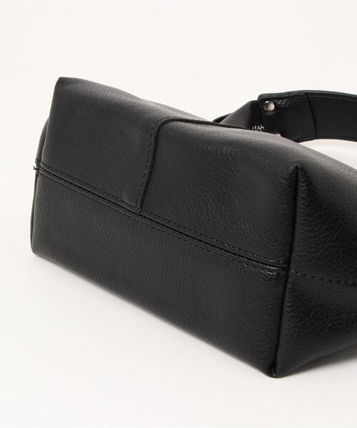 ammy.（エイミードット）の「【 ammy. / エイミードット 】 センターシーム ワンハンドル バッグ（ハンドバッグ・レディース・ブラック/ベージュ/ホワイト/グリーン/ブラウン/ダークブラウン/シルバー・FREE）」の9枚目の写真