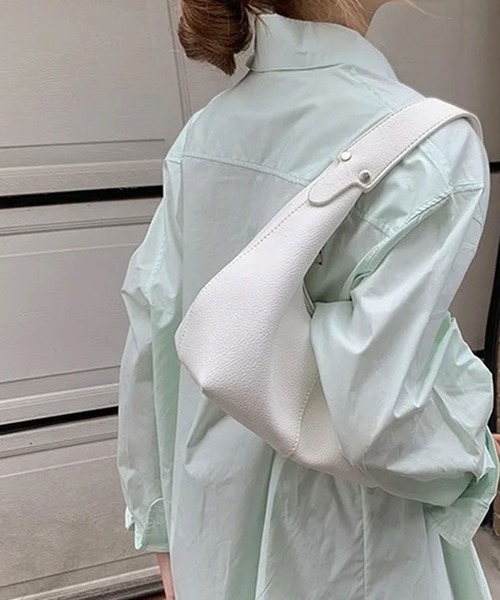 ammy.（エイミードット）の「【 ammy. / エイミードット 】 センターシーム ワンハンドル バッグ（ハンドバッグ・レディース・ブラック/ベージュ/ホワイト/グリーン/ブラウン/ダークブラウン/シルバー・FREE）」の2枚目の写真