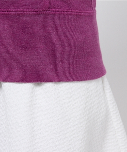 NIKE SPORTSWEAR（ナイキスポーツウェアー）の「ウィメンズ ナイキ グラデーション ジップパーカー NIKE GYM VINTAGE FZ HOODY-D WMNS 684883（パーカー・レディース・パープル/オレンジ/ライトブルー・SMALL/MEDIUM）」の4枚目の写真