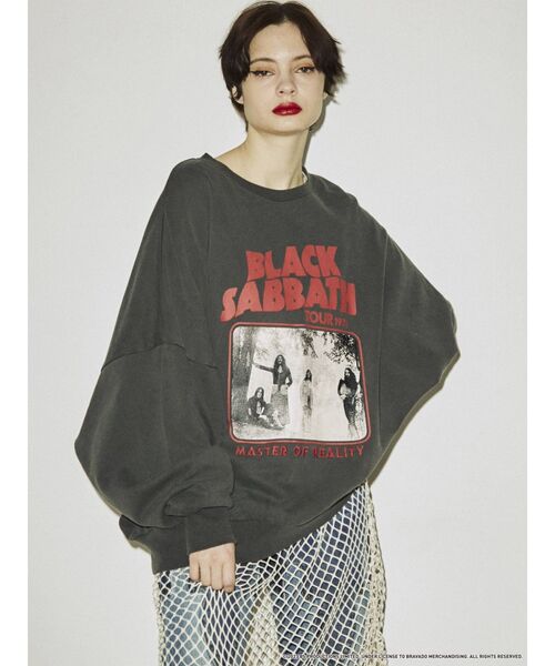 jouetie（ジュエティ）の「BLACKSABBATH ルーズプルオーバー【コラボ/スウェット】（スウェット・レディース・ブラック/ピンク/アイボリー・MEDIUM）」の7枚目の写真