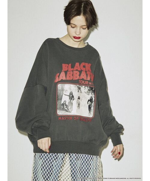 jouetie（ジュエティ）の「BLACKSABBATH ルーズプルオーバー【コラボ/スウェット】（スウェット・レディース・ブラック/ピンク/アイボリー・MEDIUM）」の8枚目の写真