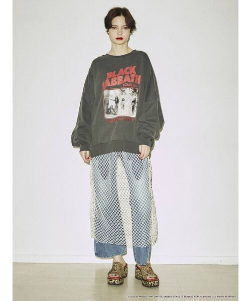 jouetie（ジュエティ）の「BLACKSABBATH ルーズプルオーバー【コラボ/スウェット】（スウェット・レディース・ブラック/ピンク/アイボリー・MEDIUM）」の13枚目の写真