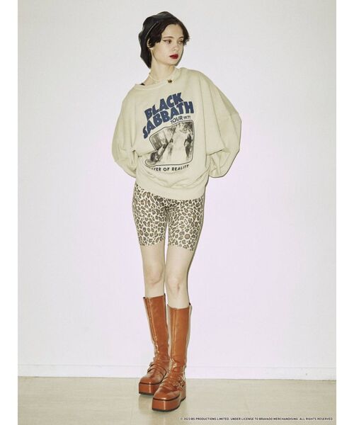 jouetie（ジュエティ）の「BLACKSABBATH ルーズプルオーバー【コラボ/スウェット】（スウェット・レディース・ブラック/ピンク/アイボリー・MEDIUM）」の22枚目の写真