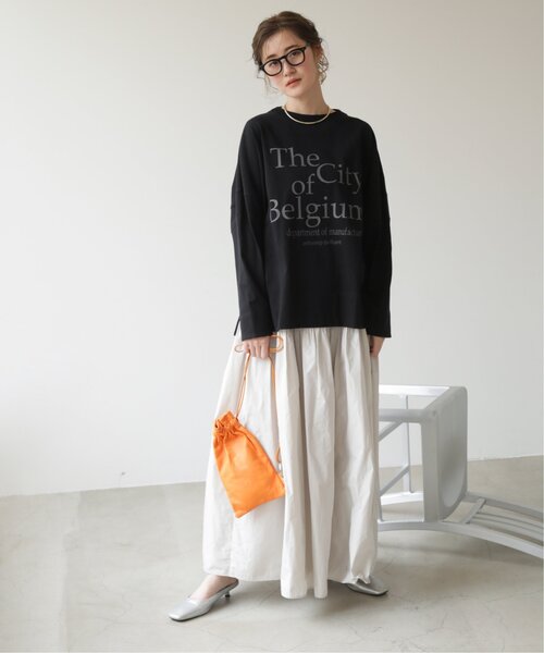 frames RAY CASSIN(フレームスレイカズン)の「WEB限定 袖切替ロゴロンT(Tシャツ/カットソー・レディース・ブラック/オフホワイト・FREE)」の7枚目の写真