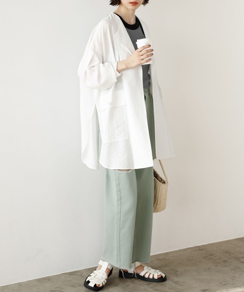 GeeRA（ジーラ）の「ビッグシルエットシャツジャケット（テーラードジャケット・レディース・オフホワイト/ブルー・MEDIUM/LARGE）」の5枚目の写真