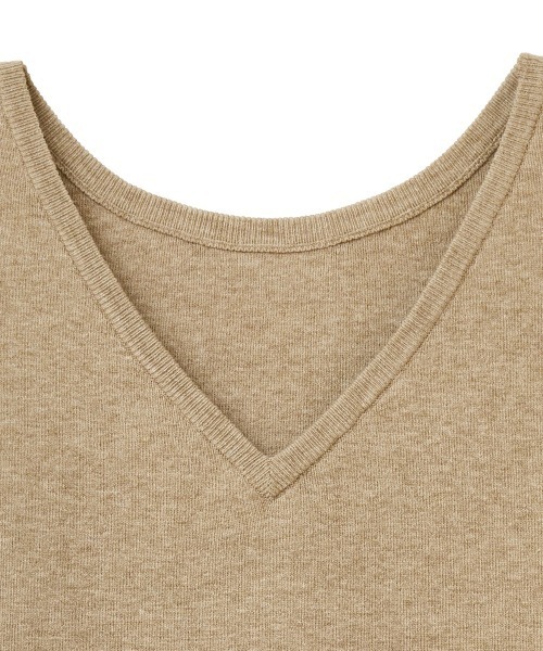 CLANE(クラネ)の「W FACE KNIT TANK TOPS(ニット/セーター・レディース・ベージュ/ライトパープル/アイボリー/ブラック・1/2)」の20枚目の写真