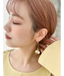 花びらピアス