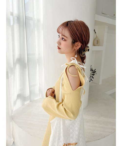 JUMELLE（ジュメロ）の「花びらピアス（ピアス（両耳用）・レディース・ゴールド・FREE）」の7枚目の写真