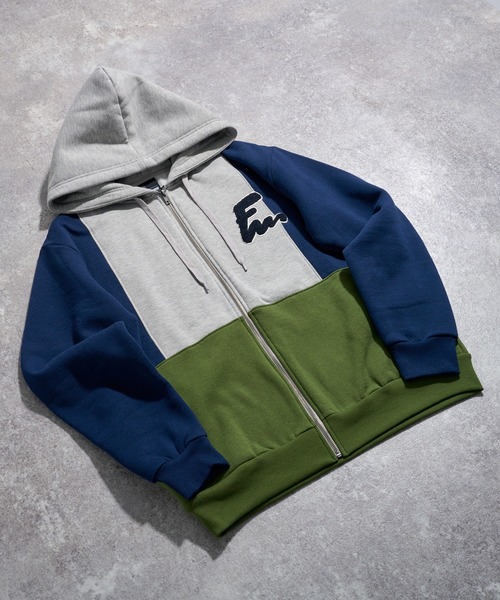 FCMM（エフシーエムエム）の「【日本限定アイテム】COLOR BLOCK PULLOVER HOODIE/カラーブロックプルオーバーフーディー（パーカー・メンズ・グレー/ネイビー/アイボリー・MEDIUM/LARGE）」の16枚目の写真