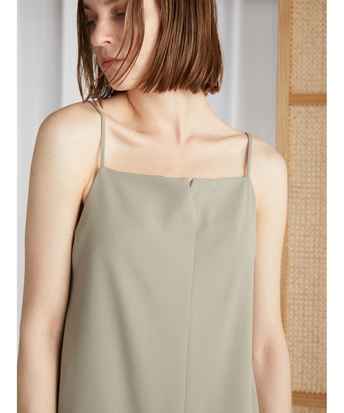 LA PEAU DE GEM（ラポドゥジェム）の「【LA PEAU DE GEM】ファスナースリットロングキャミワンピース（ワンピース・レディース・オフホワイト/オリーブ/ブラック・FREE）」の5枚目の写真