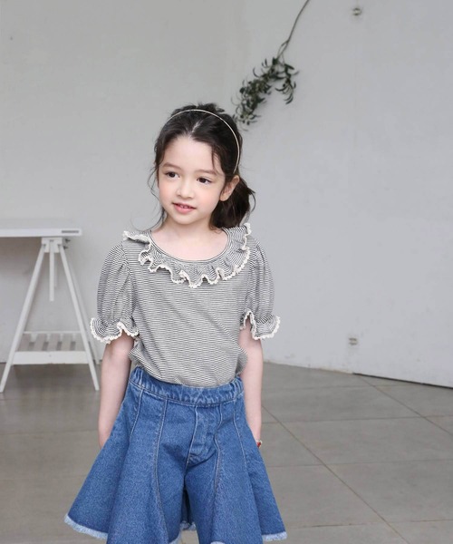 Rora(ローラ)の「ラーイ ボーダー柄 フリルTシャツ(Tシャツ/カットソー・キッズ・ブラック・100/110/120/130/140/150)」の6枚目の写真