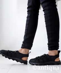 スニーカーサンダル