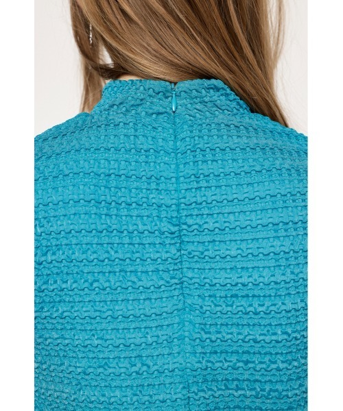 SLY（スライ）の「SHIRRING PUFF TOPS シャーリング パフスリーブ パフショルダー ボリュームアーム トップス ブラウス（シャツ/ブラウス・レディース・アイボリー/ブラック/ターコイズブルー・FREE）」の22枚目の写真