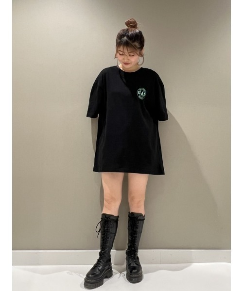 GAP（ギャップ）の「ネオン GAPロゴTシャツ(ユニセックス)（Tシャツ/カットソー・メンズ・グリーン/ホワイト/コーラル/ブラック・XS/M/L/XL/S）」の13枚目の写真