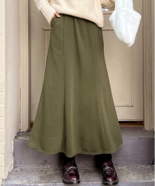 ad thie(アドティエ)の「裏毛マーメイドロングスカート(スカート・レディース・杢グレー/ブラック/オートミール/グリーン/イエロー/モカ/ピンク/ボルドー/アイボリー/カーキ・FREE)」の6枚目の写真