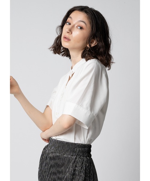 Adoon plain（アドーンプレーン）の「トライアングルネックブラウス / 半袖（シャツ/ブラウス・レディース・ホワイト/ブラック/ライトベージュ・FREE）」の13枚目の写真